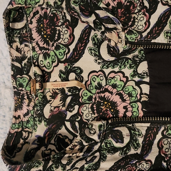 Free People RARE stunning lightweight floral crewneck jacket, size medium. - Picture 8 of 13